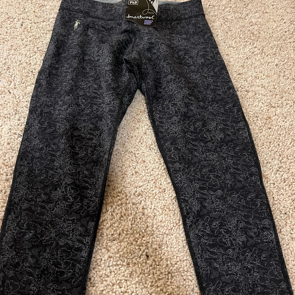 Smartwool PhD printed capri NWT